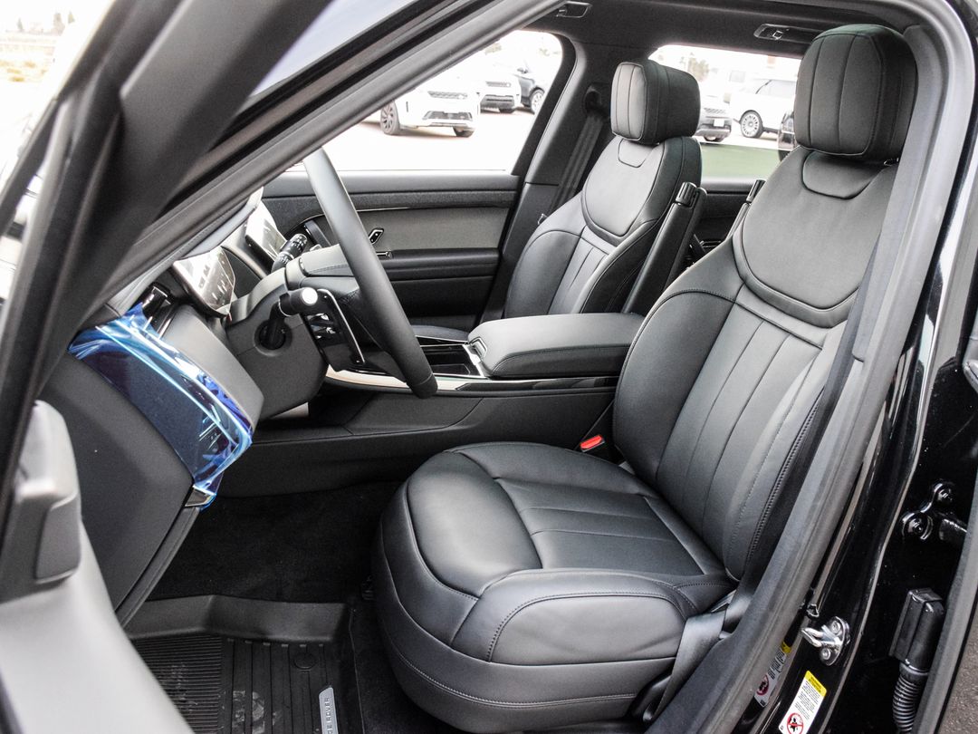 2025 Land Rover Range Rover Sport P400 Dynamic SE, Toronto, Cash