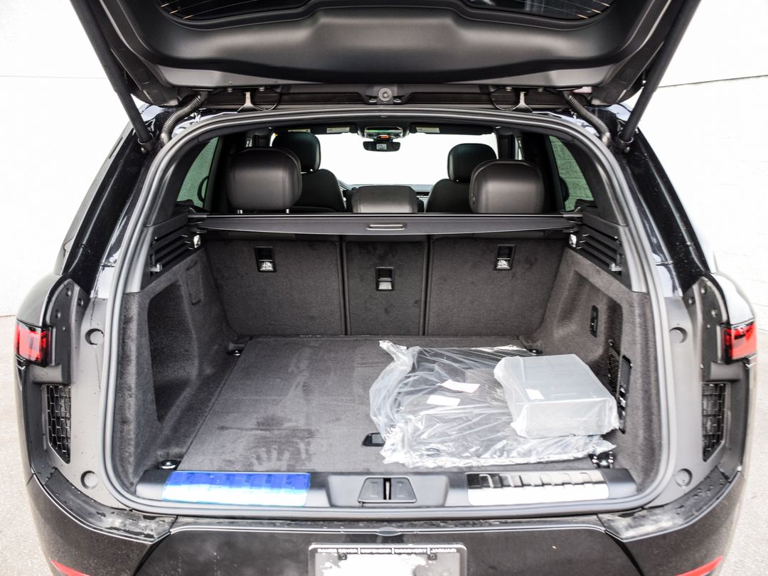 2025 Land Rover Range Rover Sport P400 Dynamic SE, Toronto, Cash
