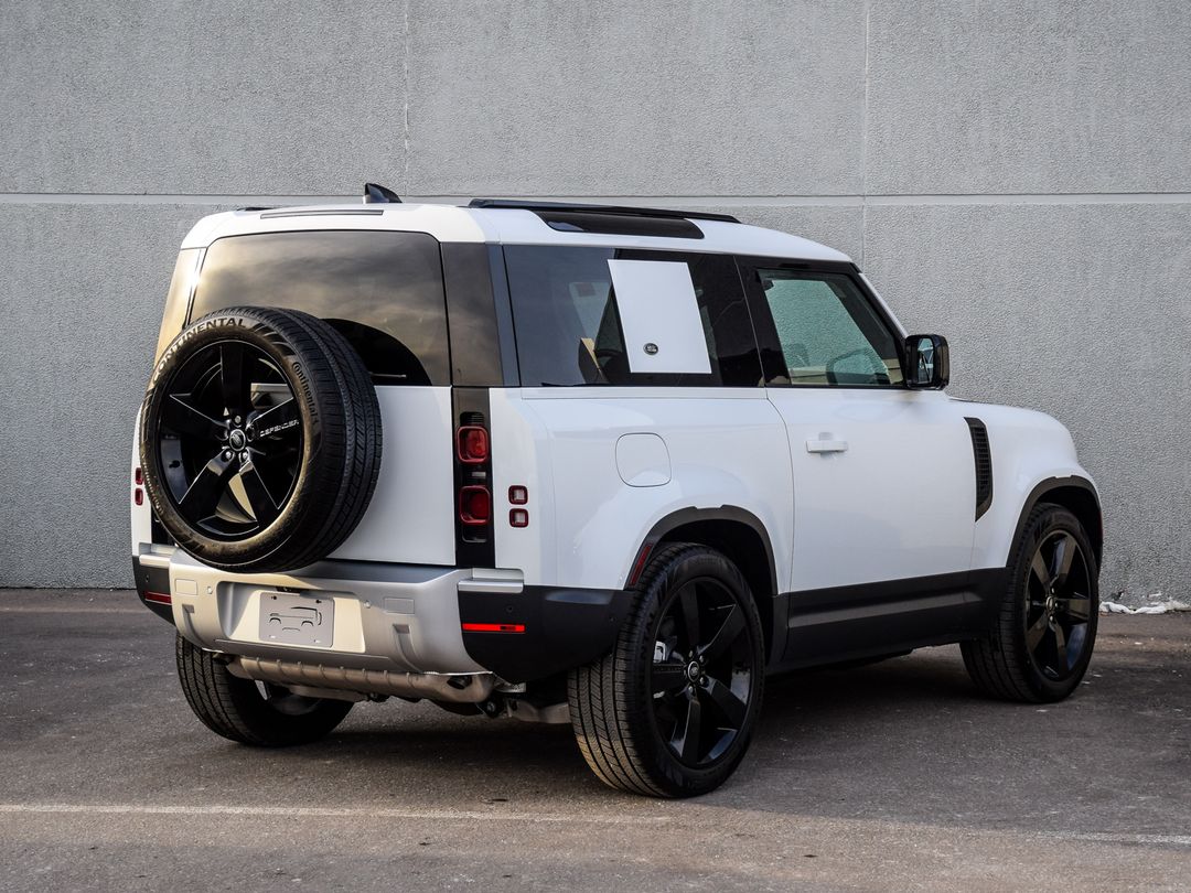 2024 Land Rover Defender 90 P300 S, Toronto, Cash
