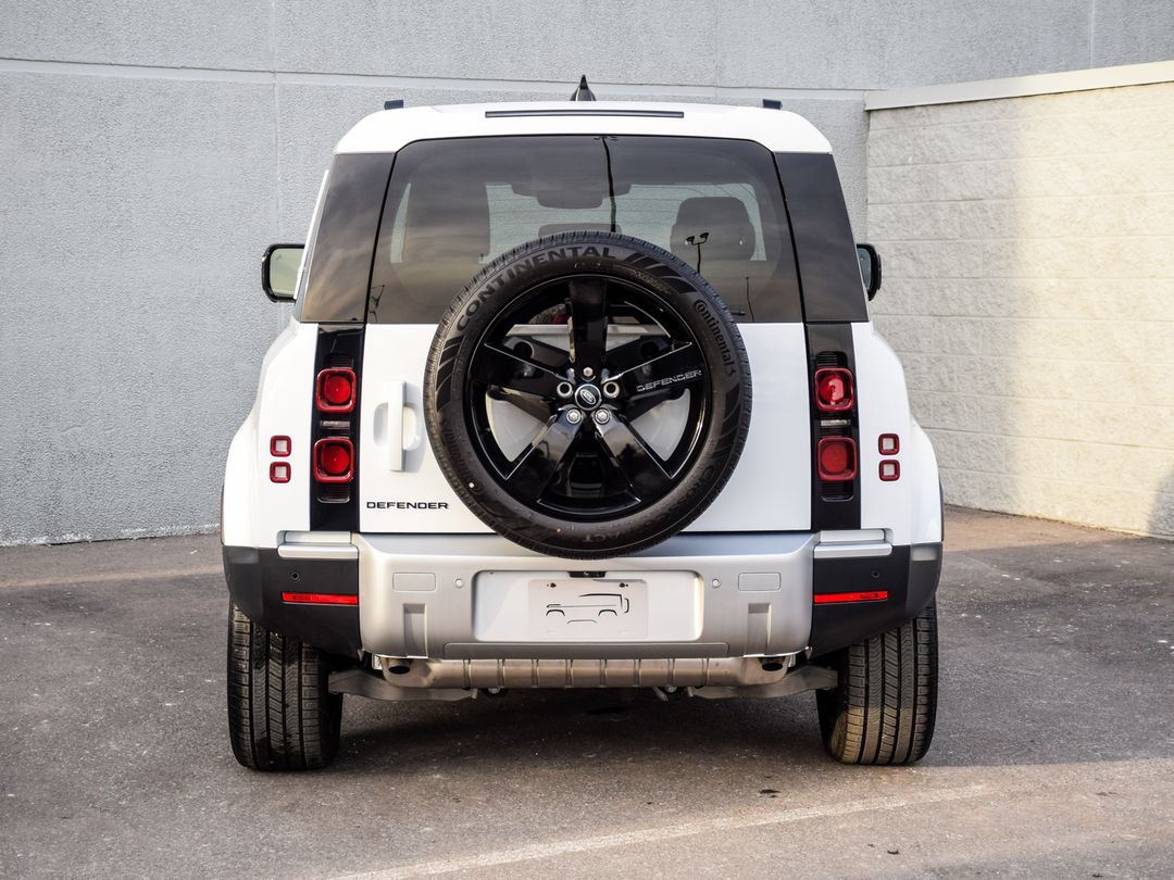 2024 Land Rover Defender 90 P300 S, Toronto, Cash