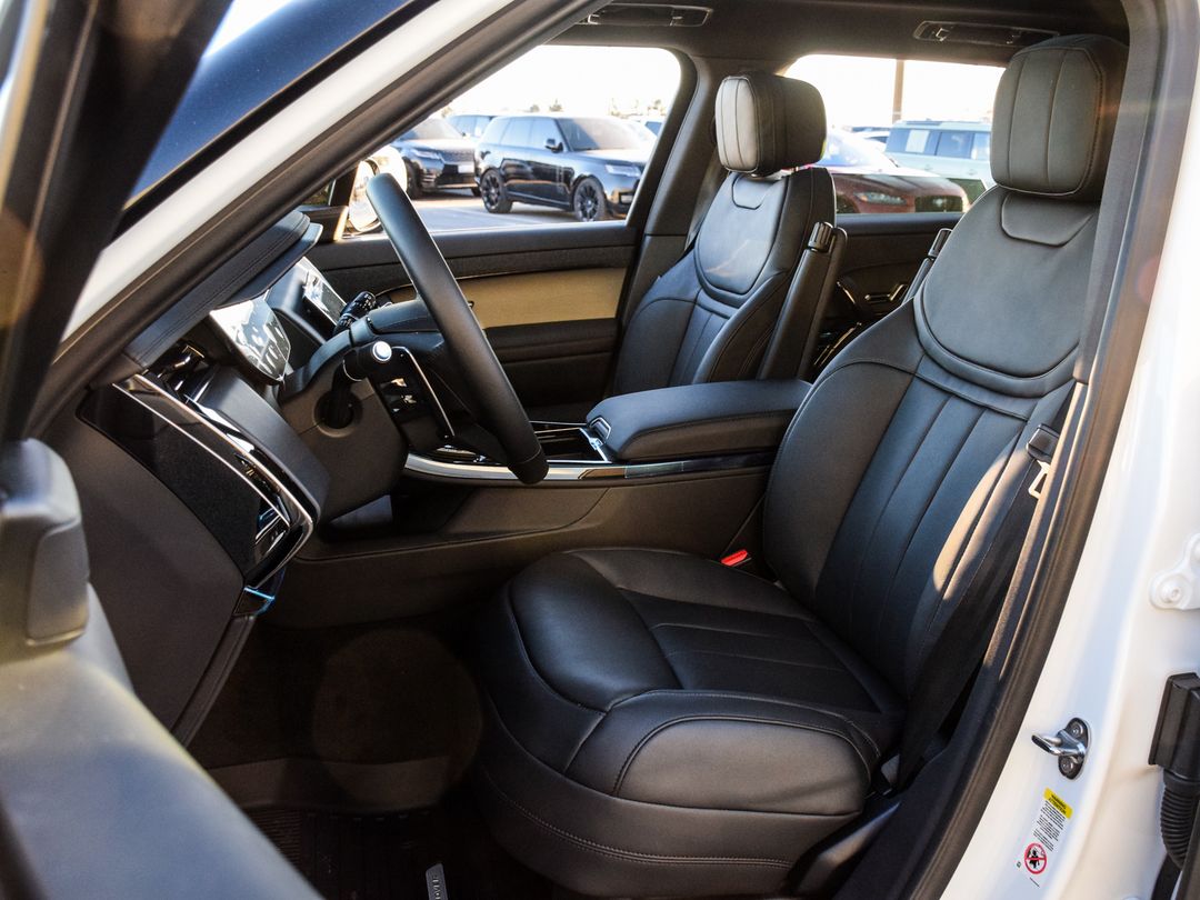 2025 Land Rover Range Rover Sport P400 Dynamic SE, Toronto, Cash