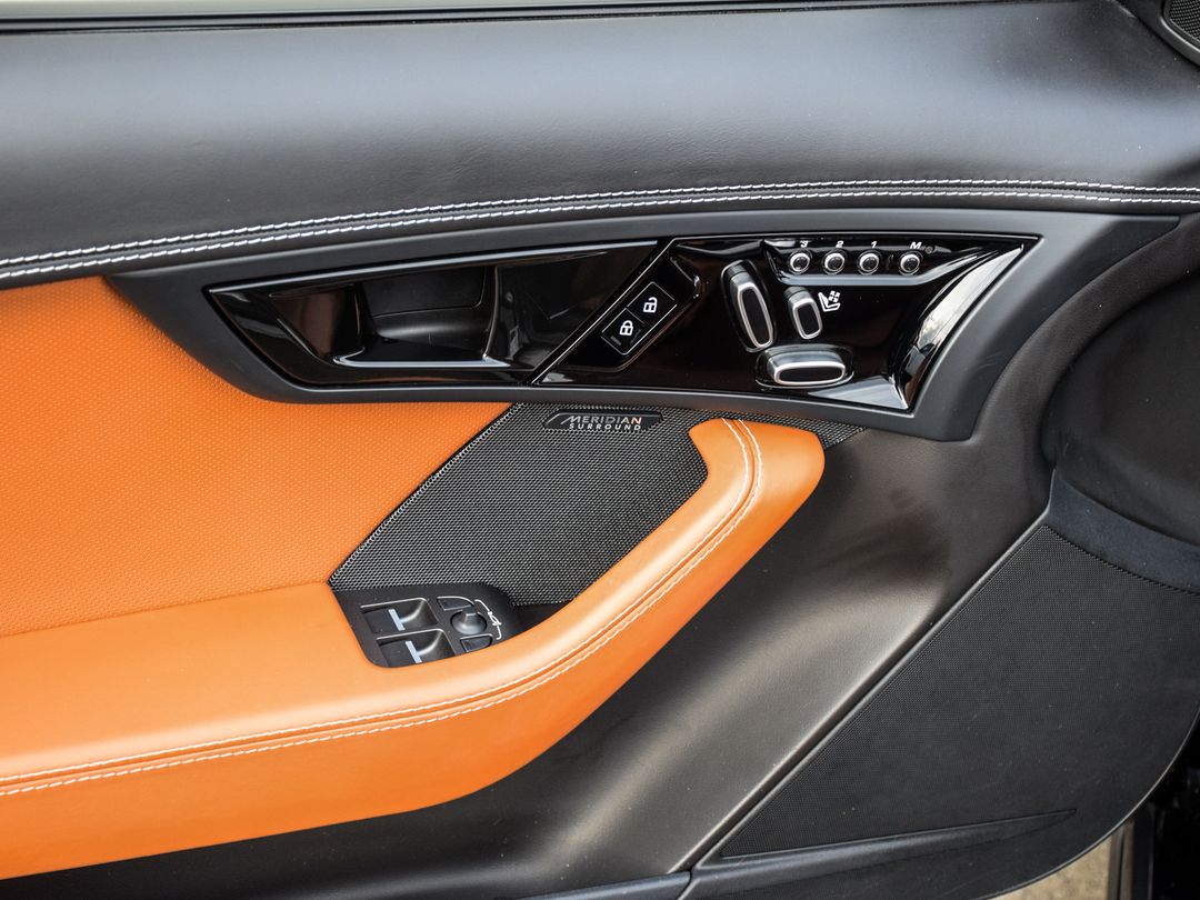2023 Jaguar F-TYPE P450 R-Dynamic, Toronto, Cash