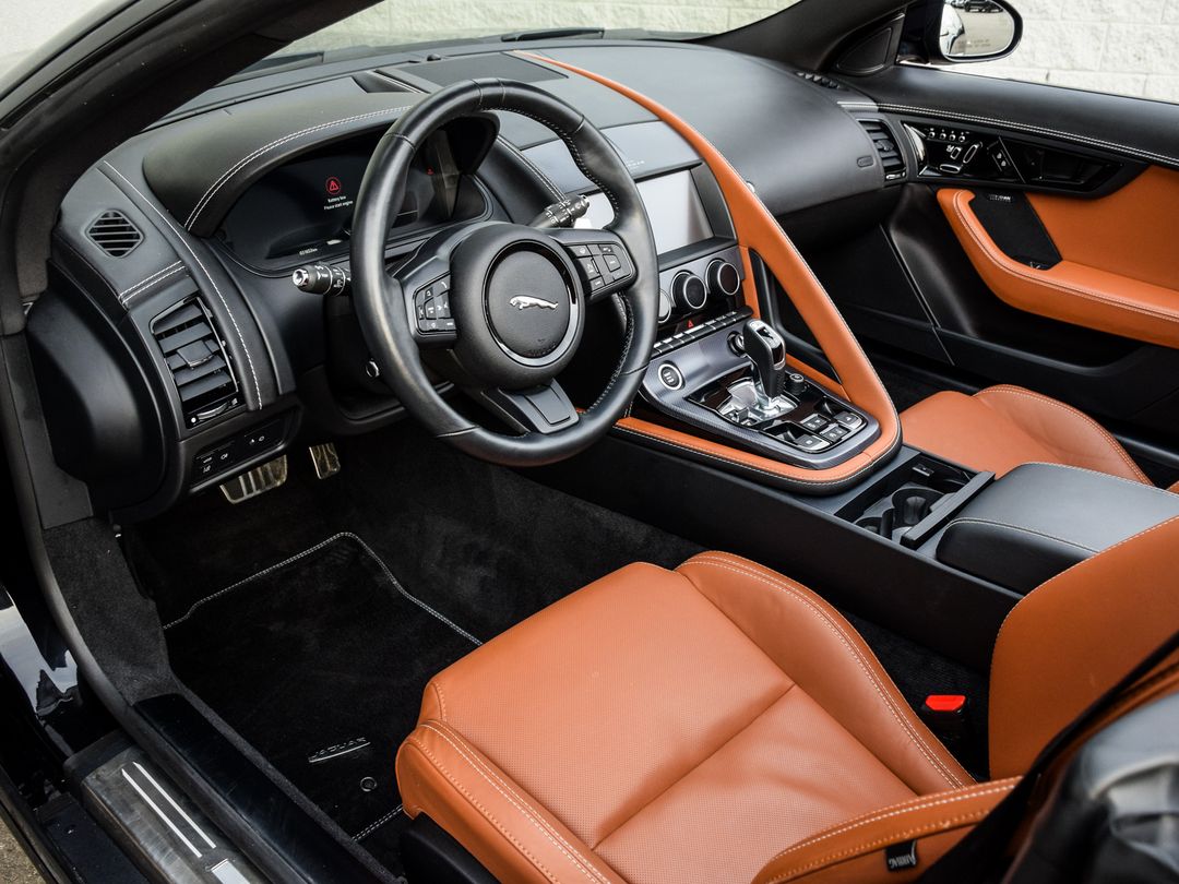 2023 Jaguar F-TYPE P450 R-Dynamic, Toronto, Cash