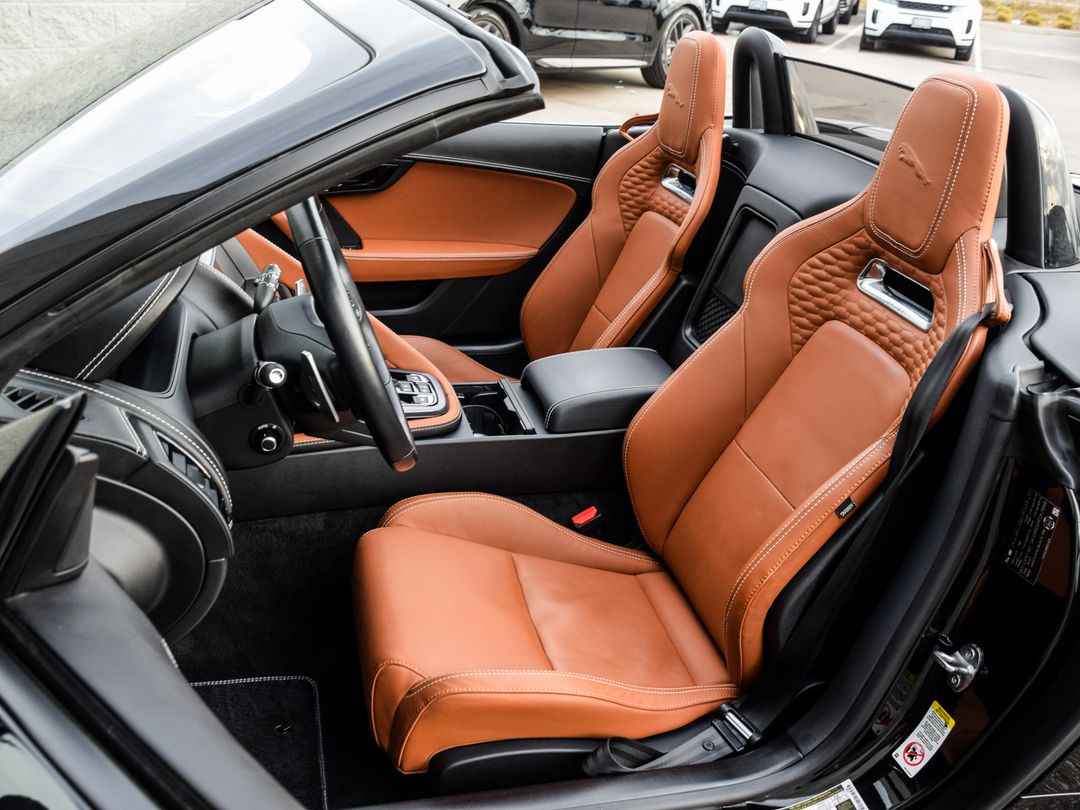 2023 Jaguar F-TYPE P450 R-Dynamic, Toronto, Cash