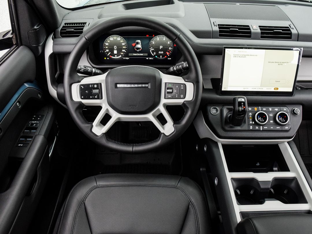 2025 Land Rover Defender 110 P400 X-Dynamic SE, Toronto, Cash