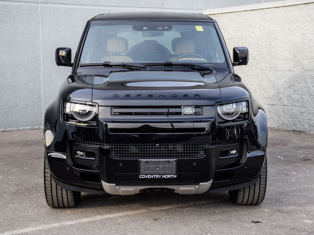 2025 Land Rover Defender 110 P525 V8, Toronto, Cash