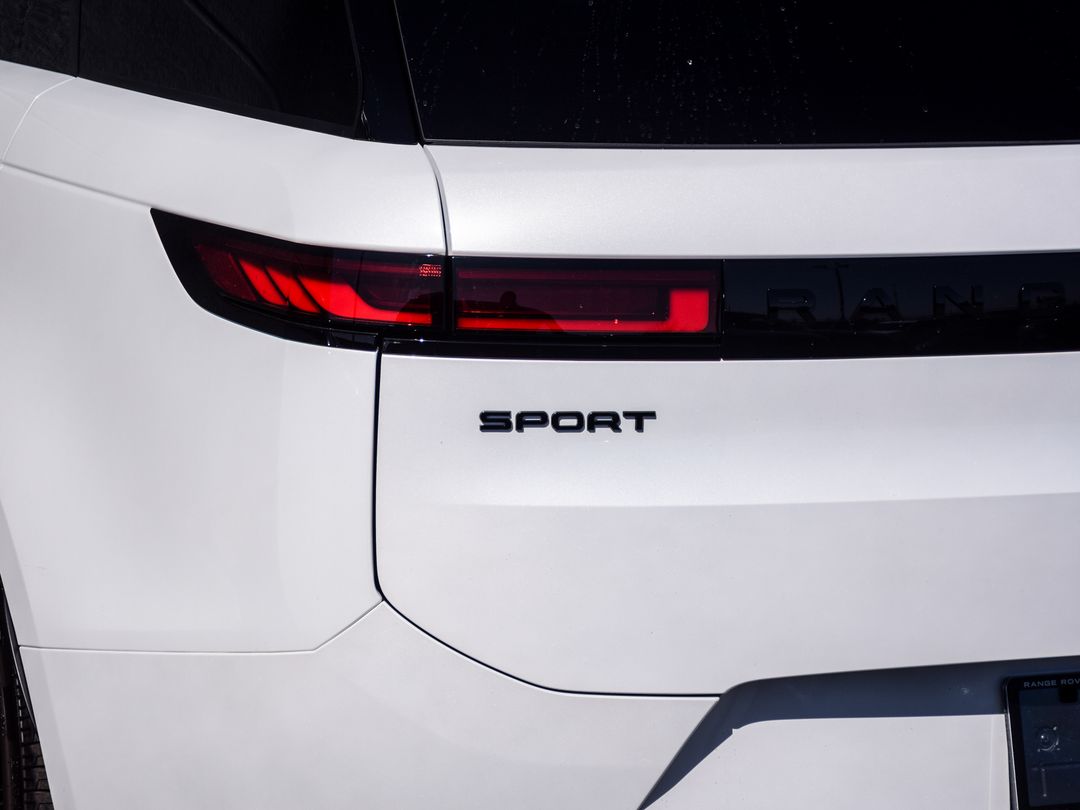 2025 Land Rover Range Rover Sport P400 Dynamic HSE, Toronto, Cash