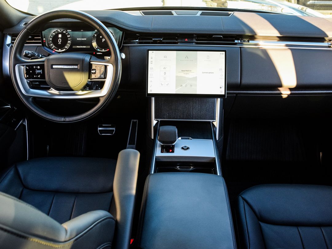 2024 Land Rover Range Rover P400 SE SWB, Toronto, Cash