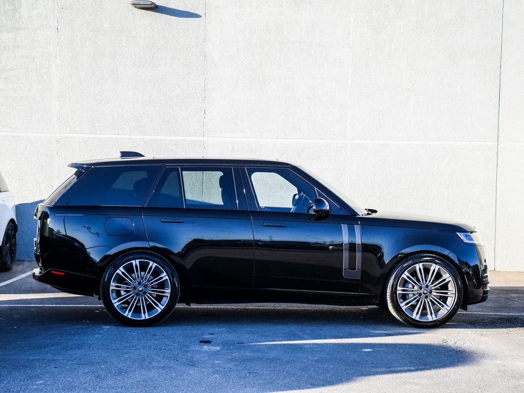 2024 Land Rover Range Rover P400 SE SWB, Toronto, Cash