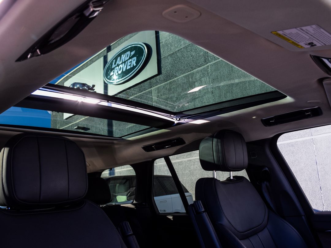 2023 Land Rover Range Rover P530 SE, Toronto, Cash
