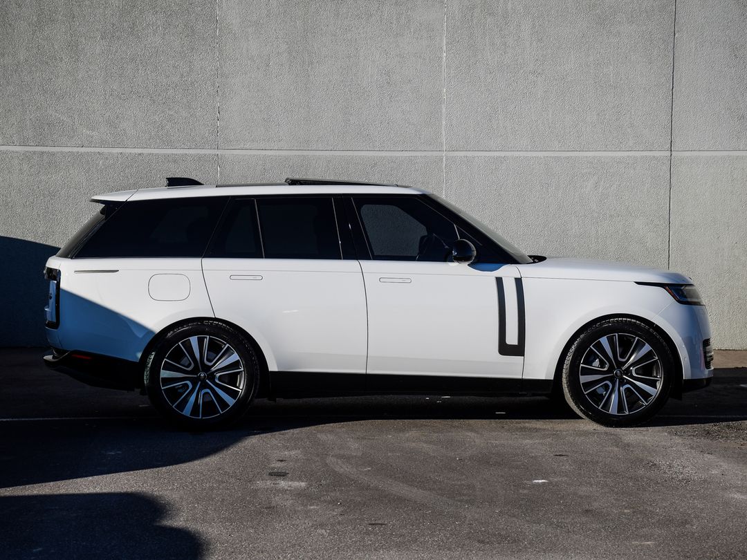 2023 Land Rover Range Rover P530 SE, Toronto, Cash