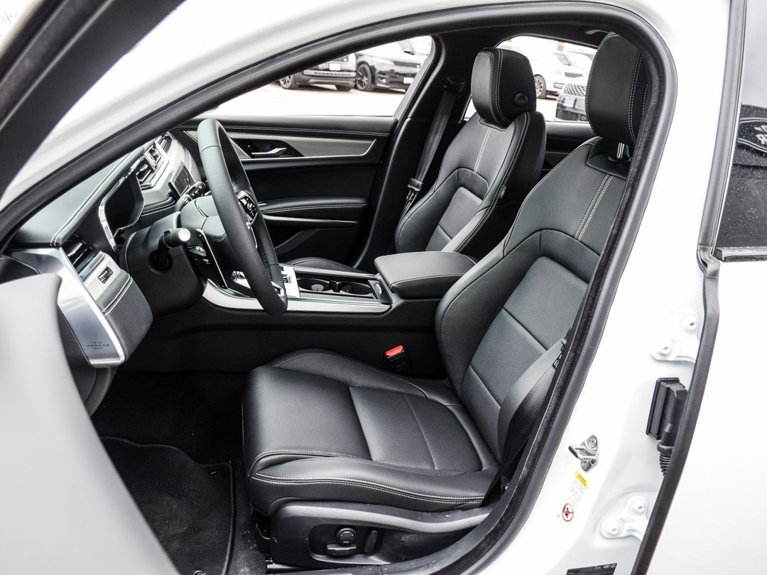 2024 Jaguar XF R-Dynamic SE, Toronto, Cash