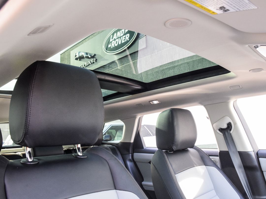 2025 Land Rover Range Rover Evoque P250 Dynamic SE, Toronto, Cash