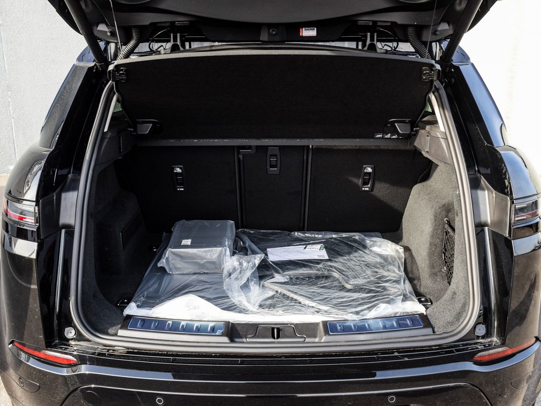 2025 Land Rover Range Rover Evoque P250 Dynamic SE, Toronto, Cash