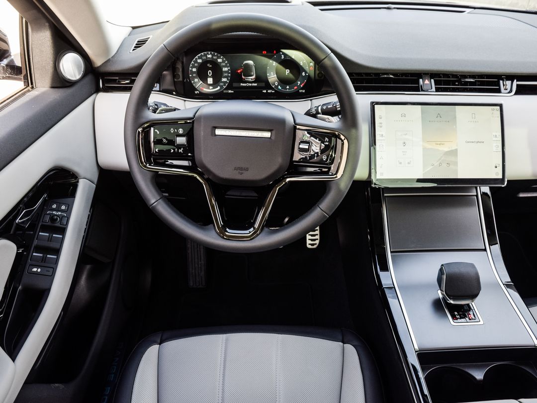 2025 Land Rover Range Rover Evoque P250 Dynamic SE, Toronto, Cash