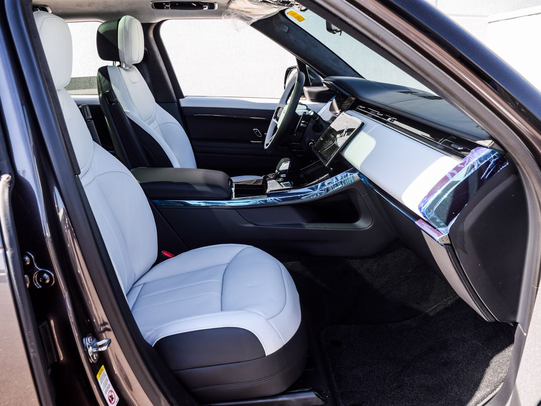 2025 Land Rover Range Rover Sport P400 Dynamic HSE, Toronto, Cash