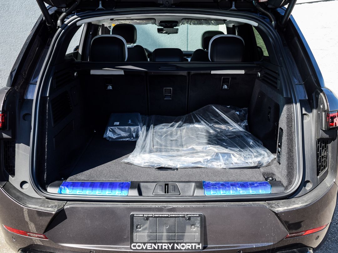 2025 Land Rover Range Rover Sport P400 Dynamic HSE, Toronto, Cash