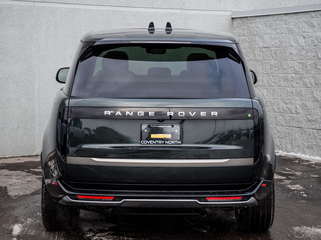 2025 Land Rover Range Rover P530 SE SWB, Toronto, Cash