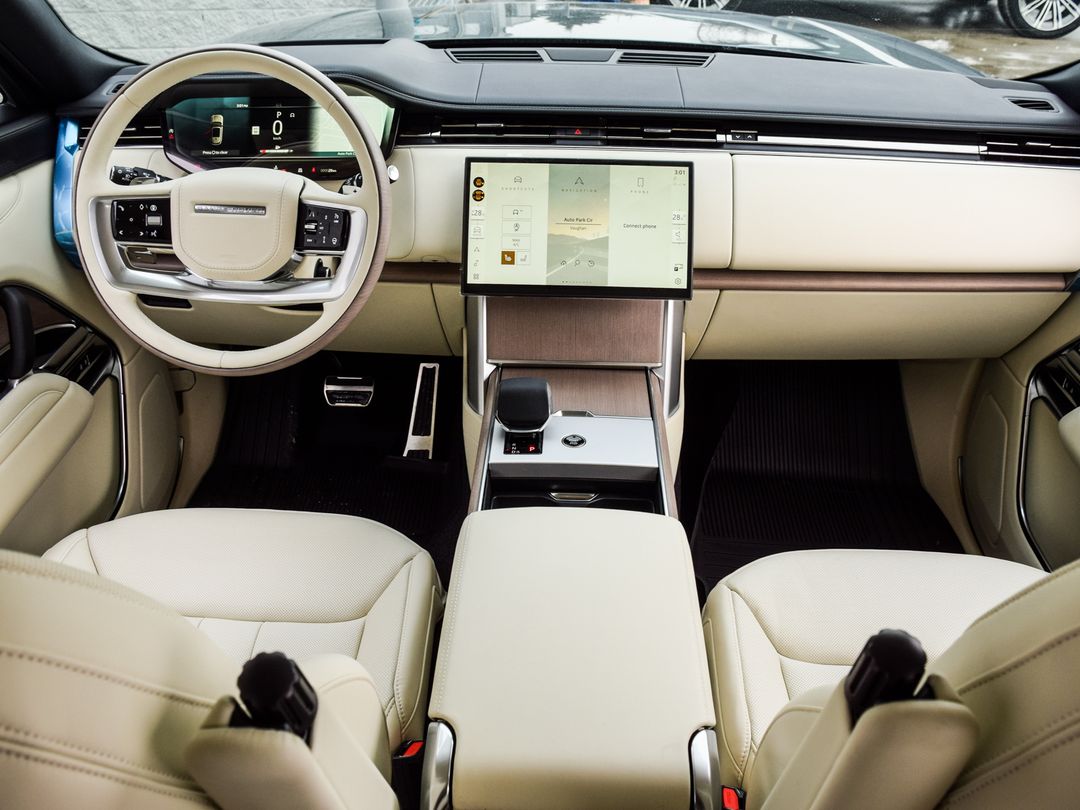 2025 Land Rover Range Rover P530 SE SWB, Toronto, Cash