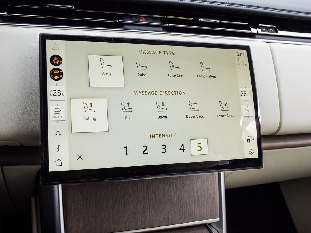 2025 Land Rover Range Rover P530 SE SWB, Toronto, Cash
