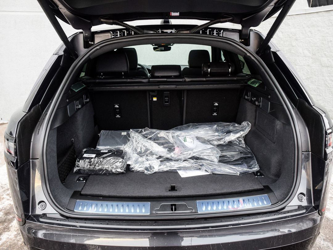 2025 Land Rover Range Rover Velar P250 Dynamic SE, Toronto, Cash