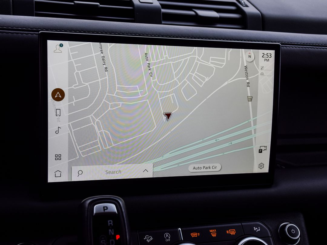 2023 Land Rover Defender 110 V8, Toronto, Cash