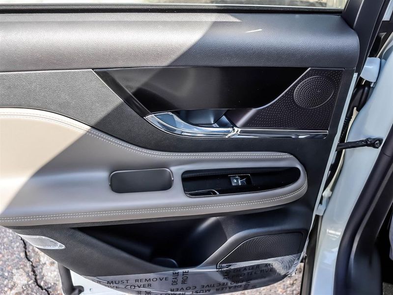 New 2025 Lincoln Corsair Premiere YN11063