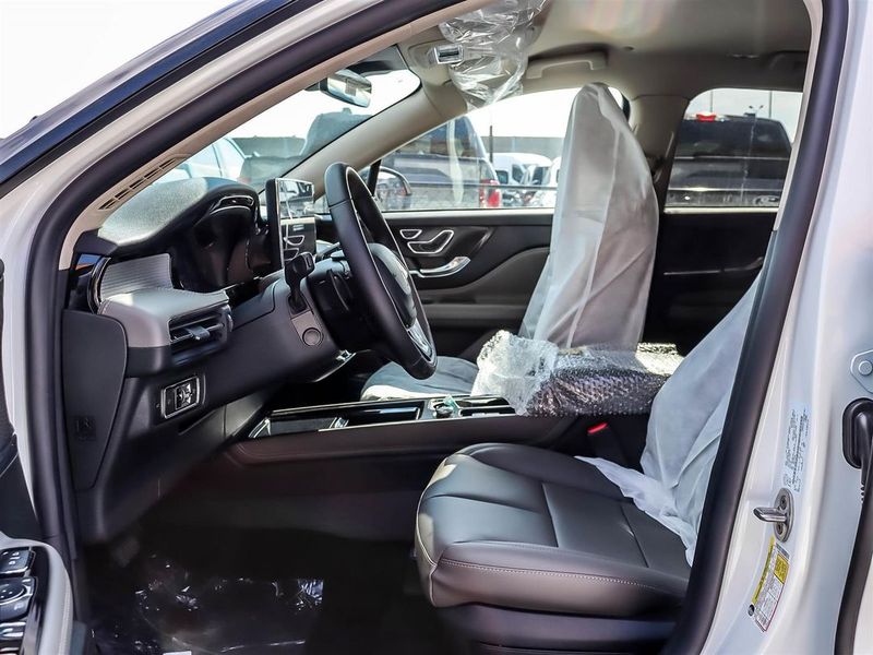 New 2025 Lincoln Corsair Premiere YN11063