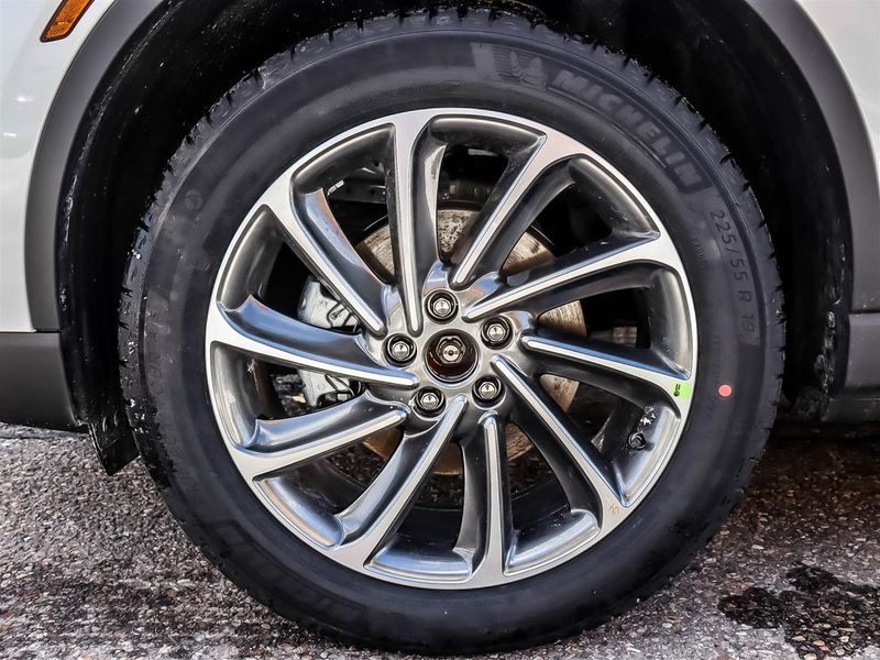 New 2025 Lincoln Corsair Premiere YN11063