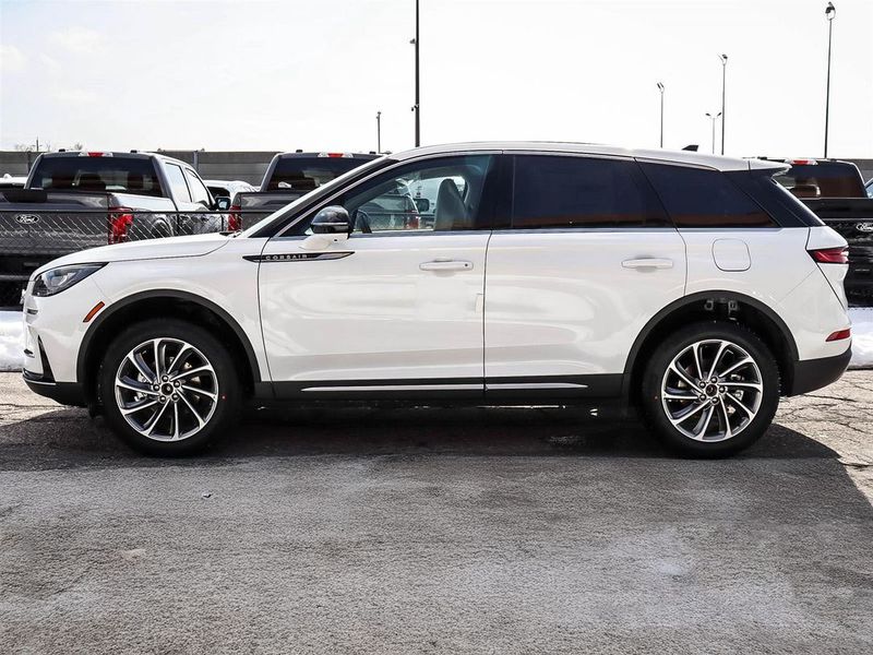 New 2025 Lincoln Corsair Premiere YN11063