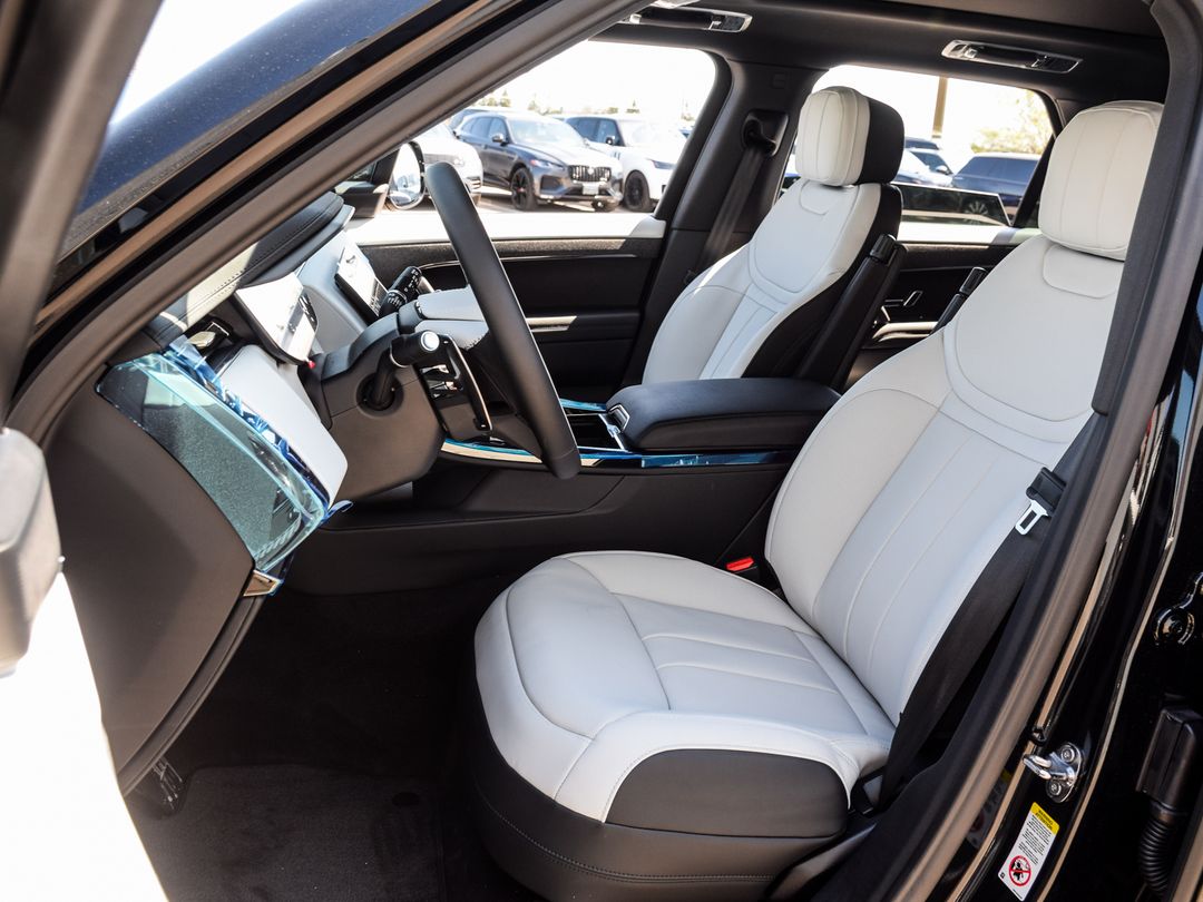 2025 Land Rover Range Rover Sport P530 Dynamic SE, Toronto, Cash