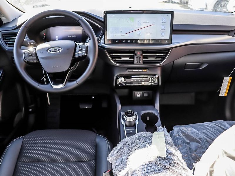 New 2025 Ford Escape PHEV YN11086