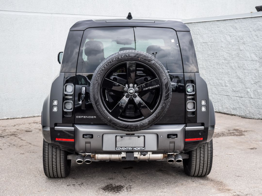 2025 Land Rover Defender 110 P525 V8, Toronto, Cash