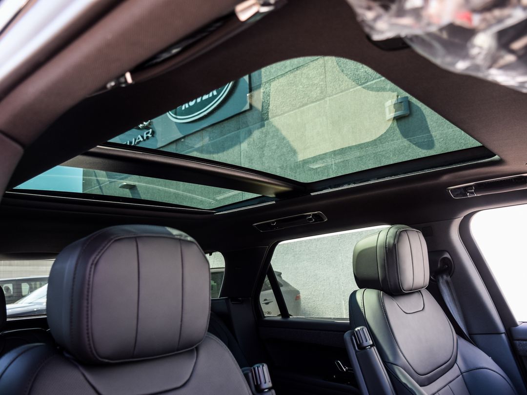 2025 Land Rover Range Rover Sport P530 Dynamic SE, Toronto, Cash
