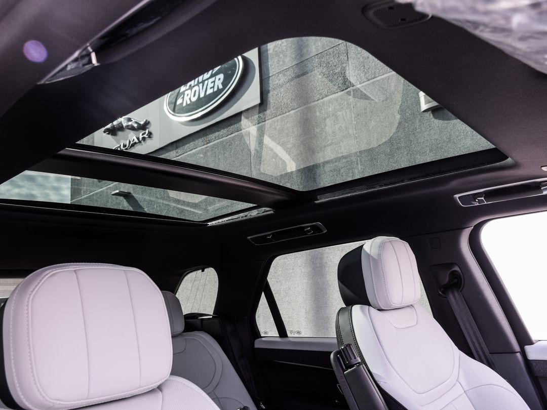 2025 Land Rover Range Rover Sport P530 Dynamic SE, Toronto, Cash