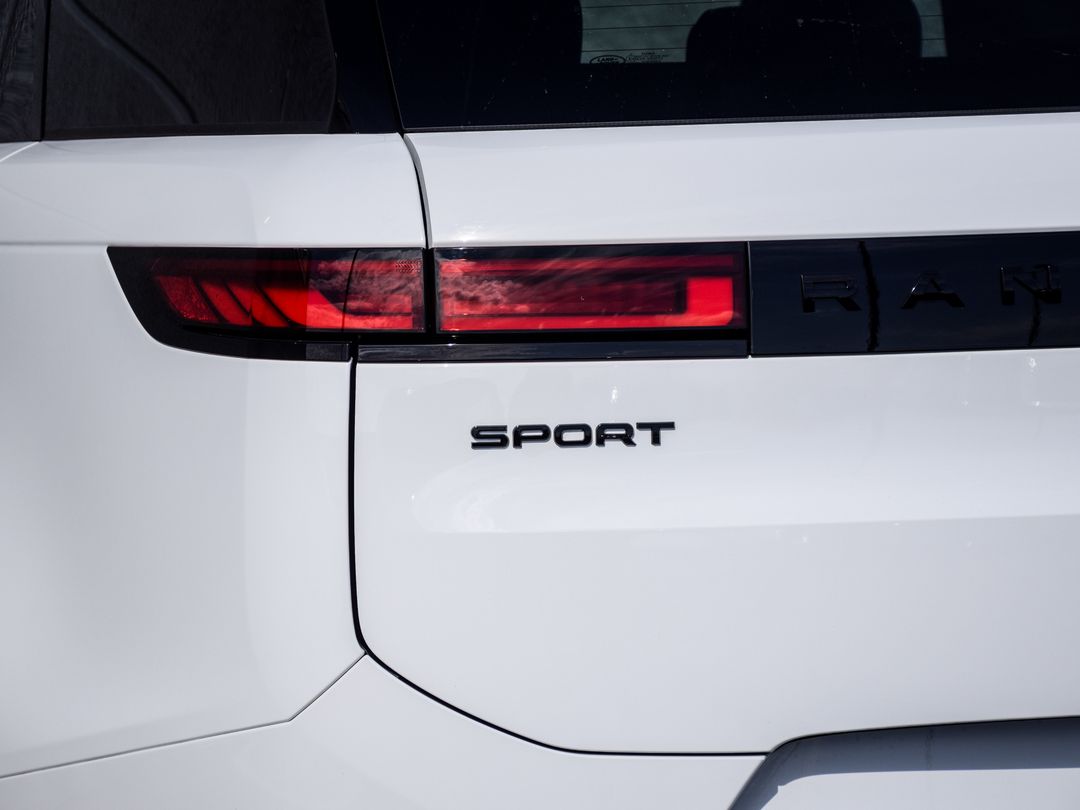 2025 Land Rover Range Rover Sport P530 Dynamic SE, Toronto, Cash