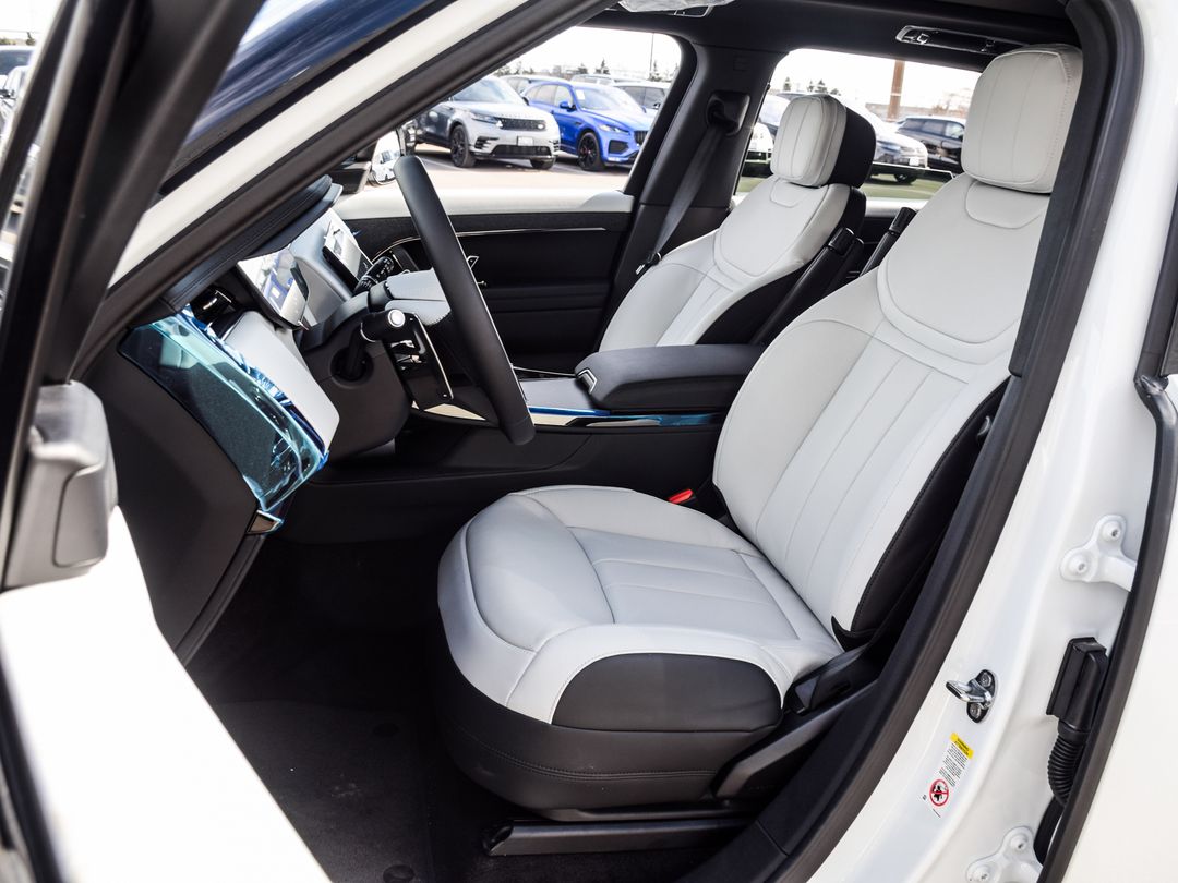 2025 Land Rover Range Rover Sport P530 Dynamic SE, Toronto, Cash