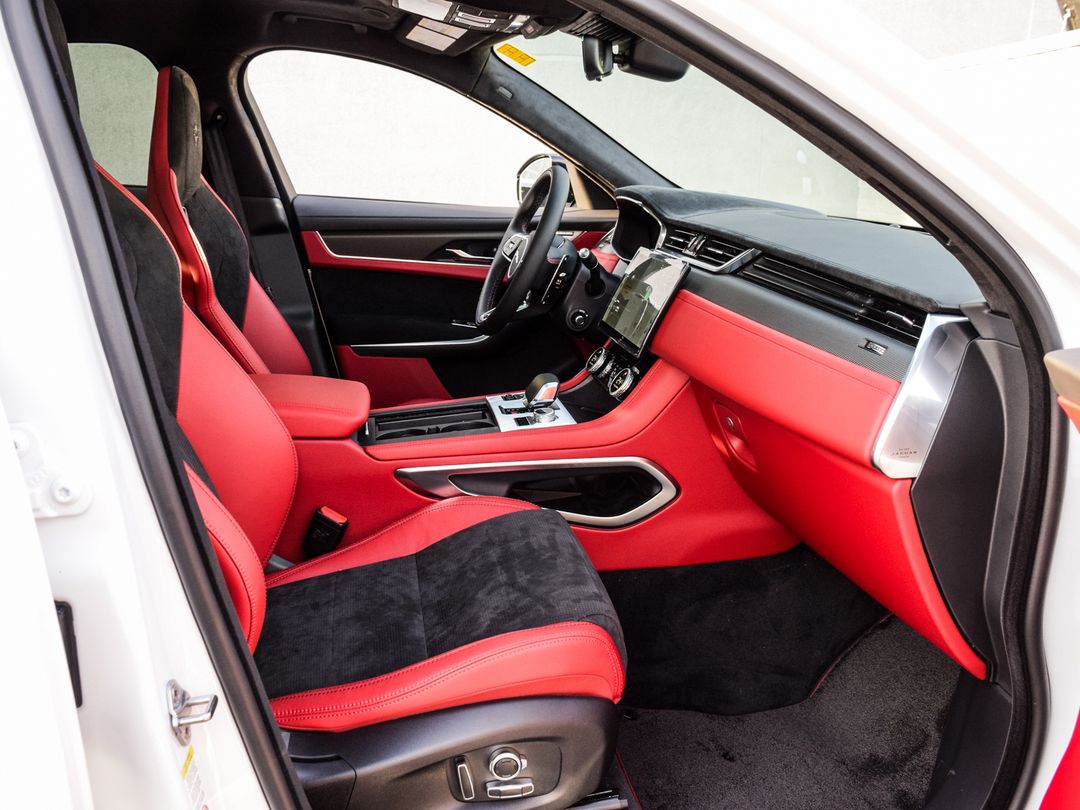 2025 Jaguar F-PACE P575 SVR 575 Edition, Toronto, Cash