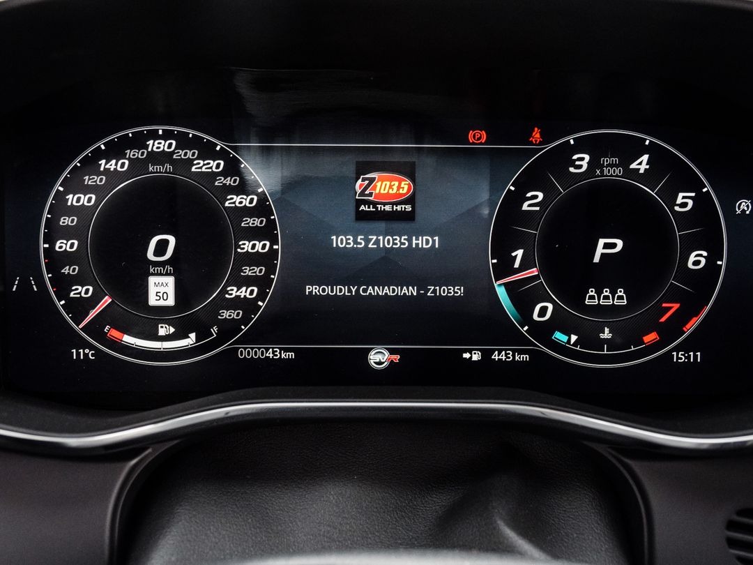2025 Jaguar F-PACE P575 SVR 575 Edition, Toronto, Cash