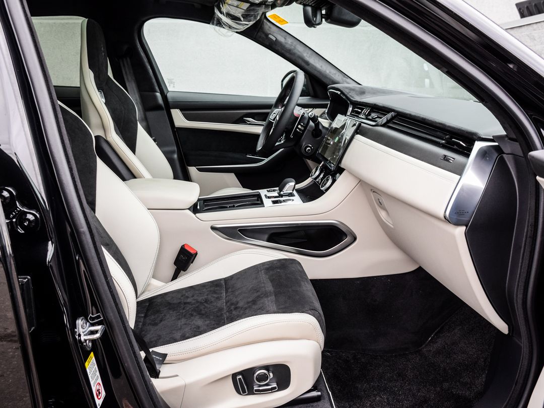 2025 Jaguar F-PACE P575 SVR 575 Edition, Toronto, Cash