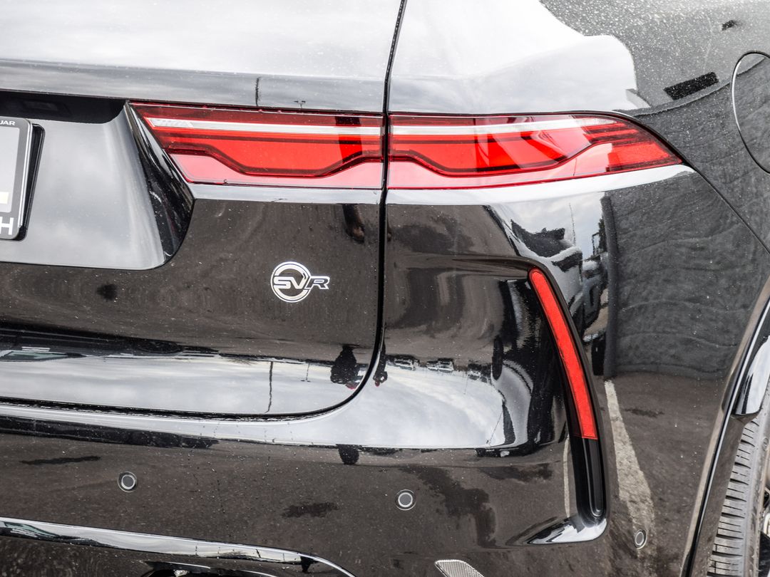 2025 Jaguar F-PACE P575 SVR 575 Edition, Toronto, Cash