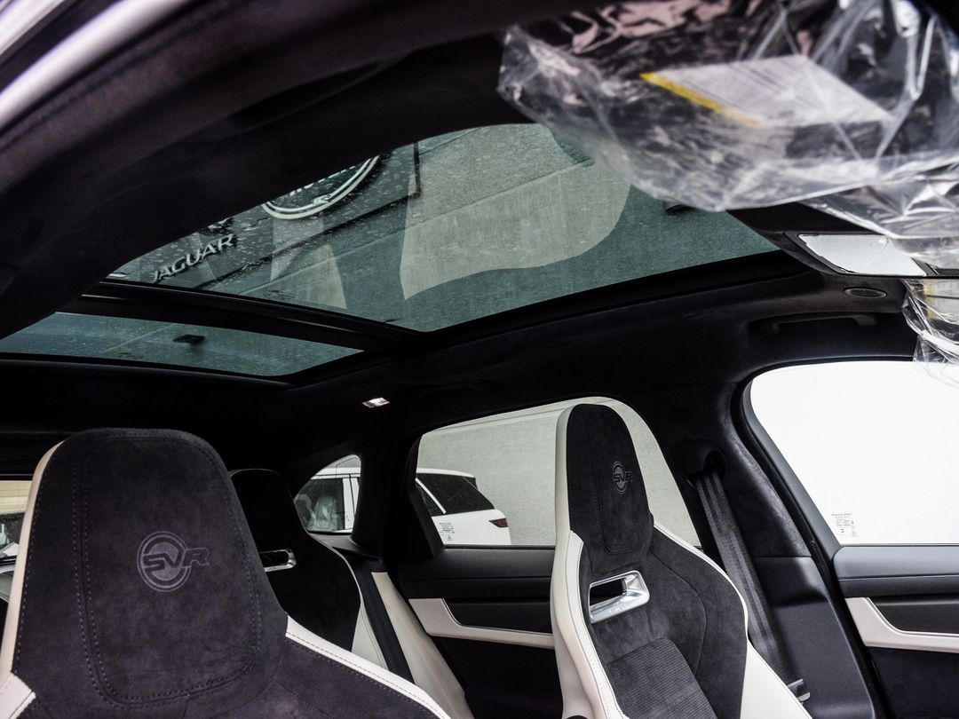 2025 Jaguar F-PACE P575 SVR 575 Edition, Toronto, Cash