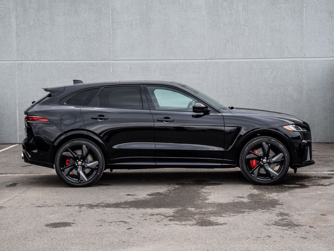 2025 Jaguar F-PACE P575 SVR 575 Edition, Toronto, Cash