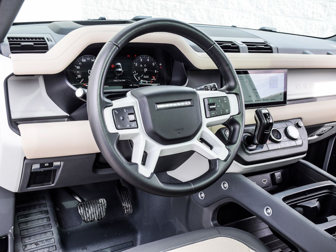 2023 Land Rover Defender 90 X-Dynamic SE, Toronto, Cash
