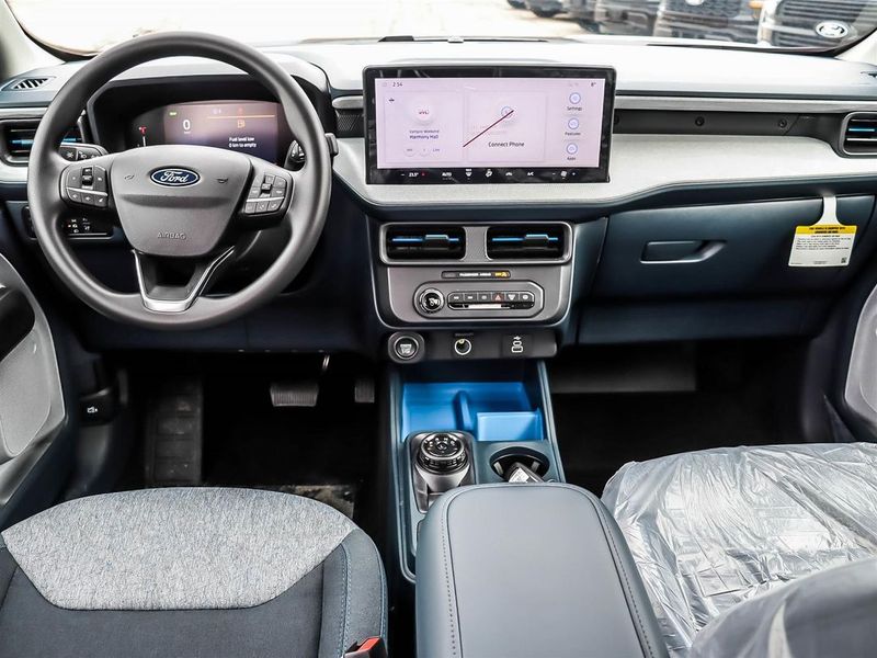New 2025 Ford Maverick XLT YN11229