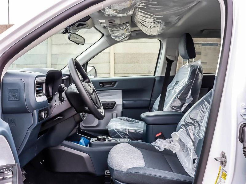 New 2025 Ford Maverick XLT YN11229