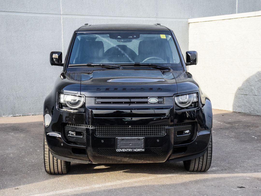 2025 Land Rover Defender 110 P400 X-Dynamic SE, Toronto, Cash