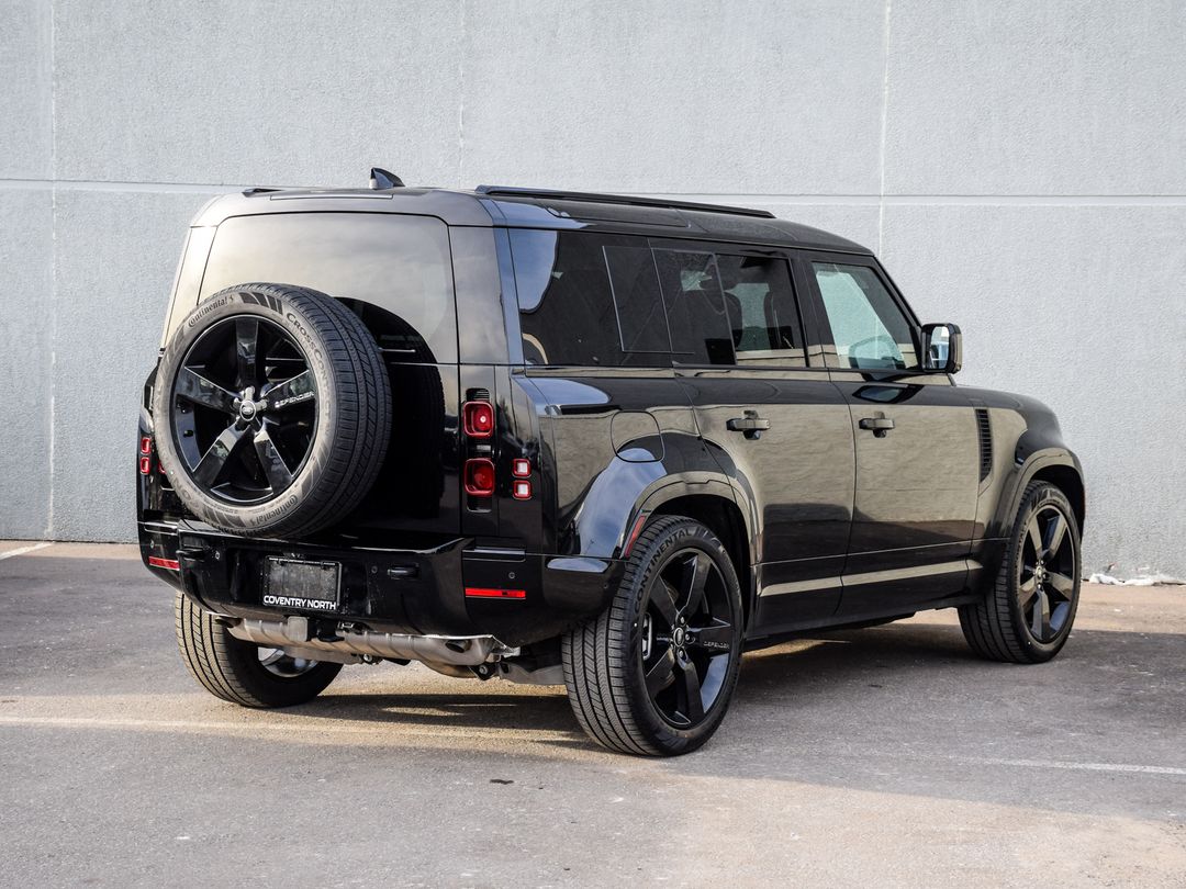 2025 Land Rover Defender 110 P400 X-Dynamic SE, Toronto, Cash