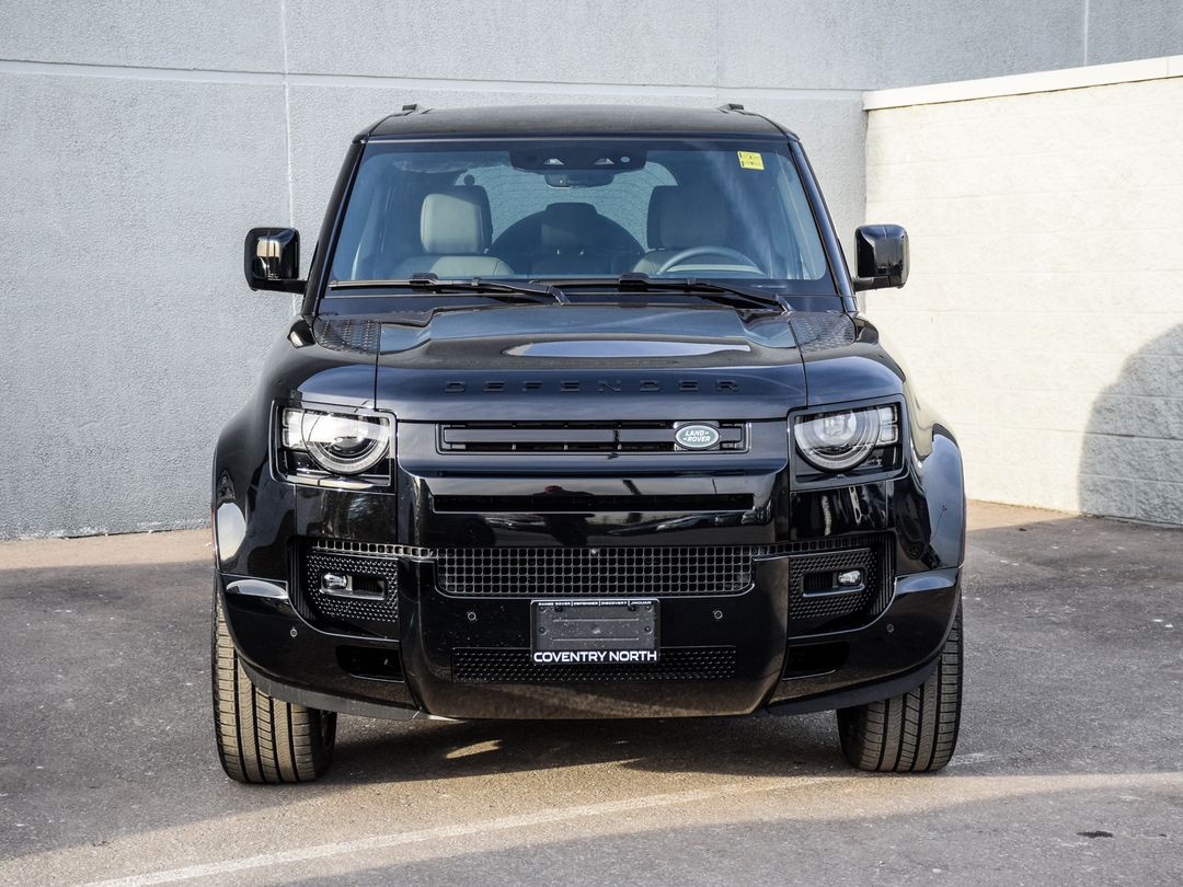 2025 Land Rover Defender 110 P400 X-Dynamic SE, Toronto, Cash