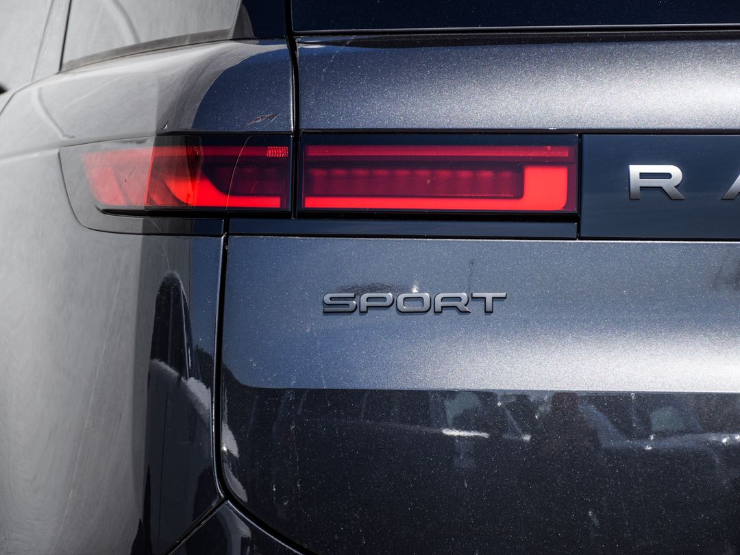 2025 Land Rover Range Rover Sport P530 Dynamic SE, Toronto, Cash